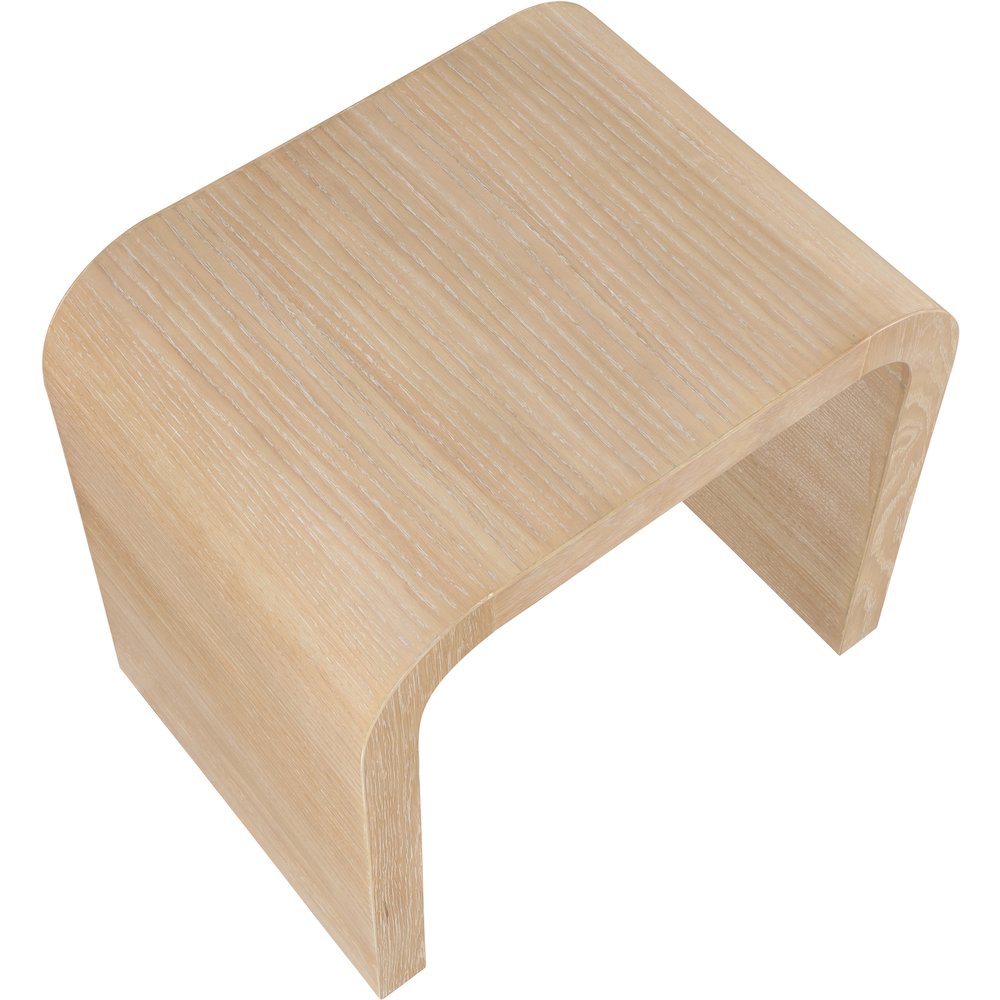 Cresthill White Oak End Table. Picture 5