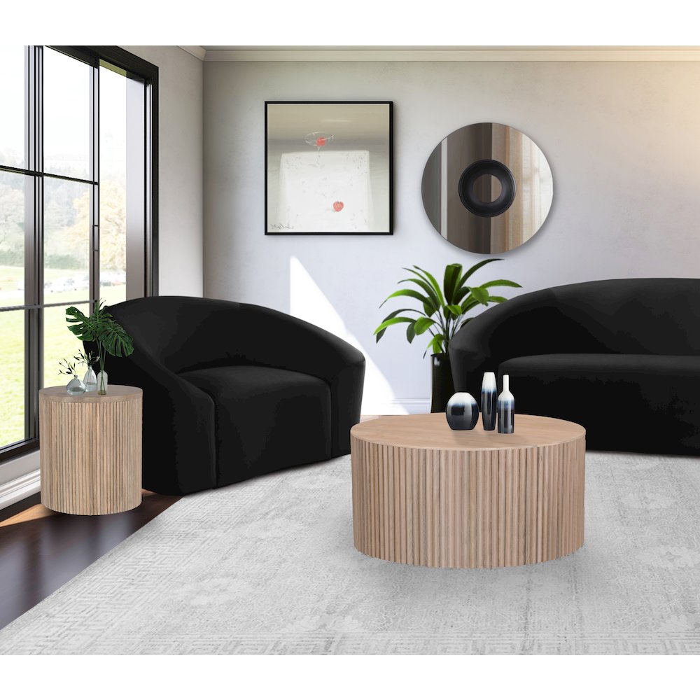 Oakhill Natural End Table. Picture 4