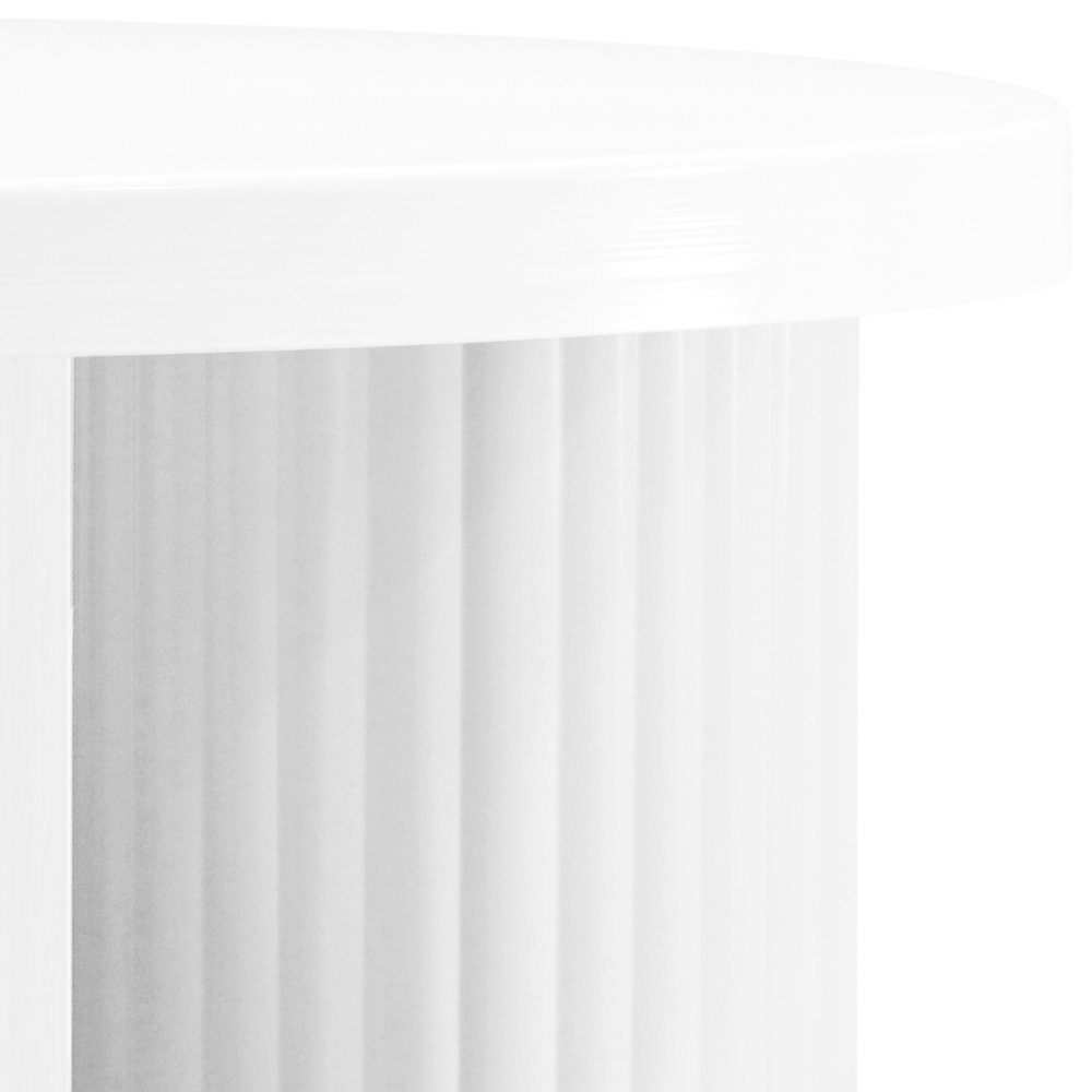 Rhodes White Coffee Table. Picture 5