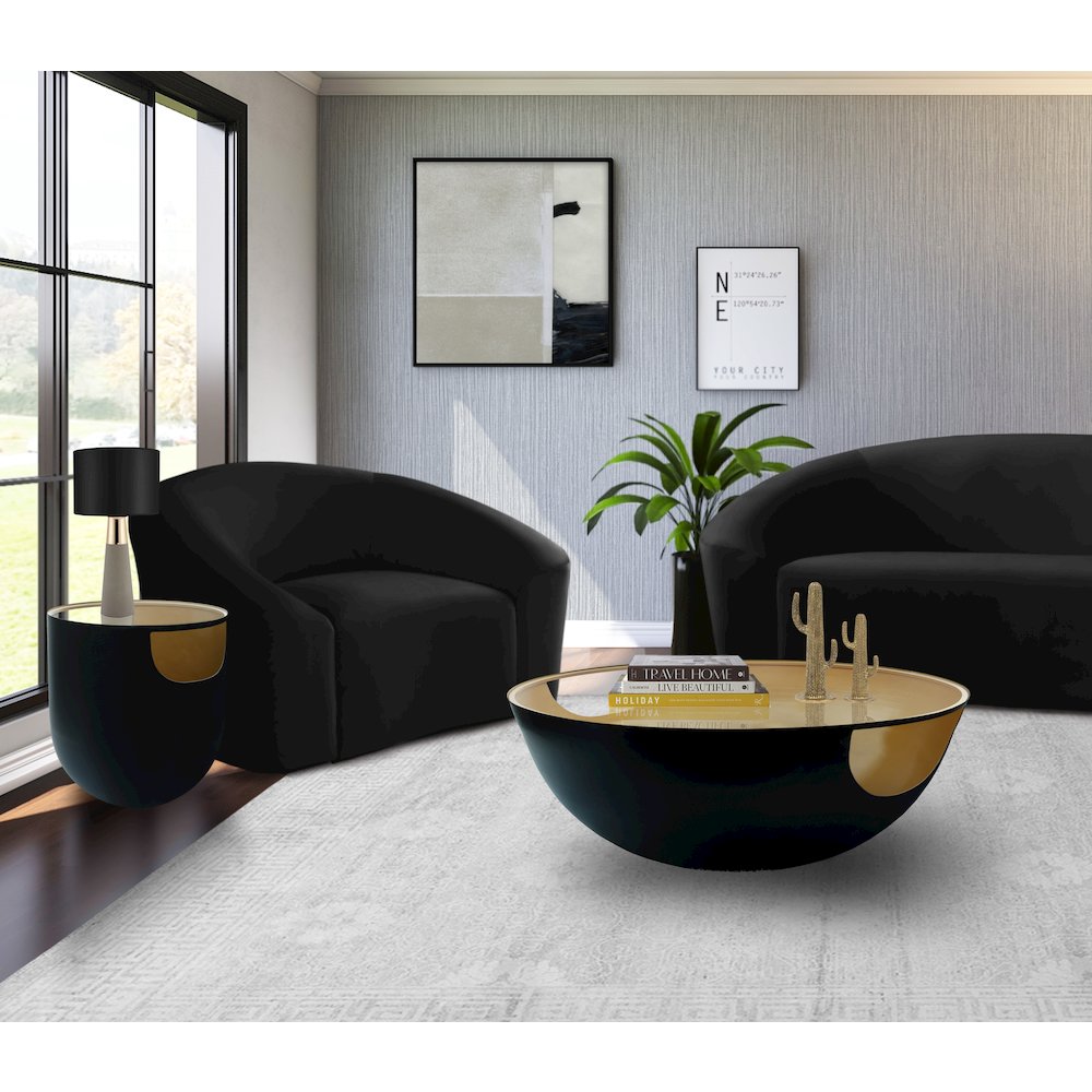 Doma Black / Gold End Table. Picture 5