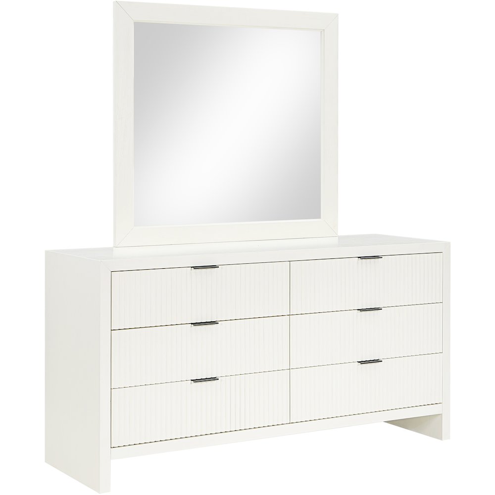 Fairfax Cream Dresser. Picture 5