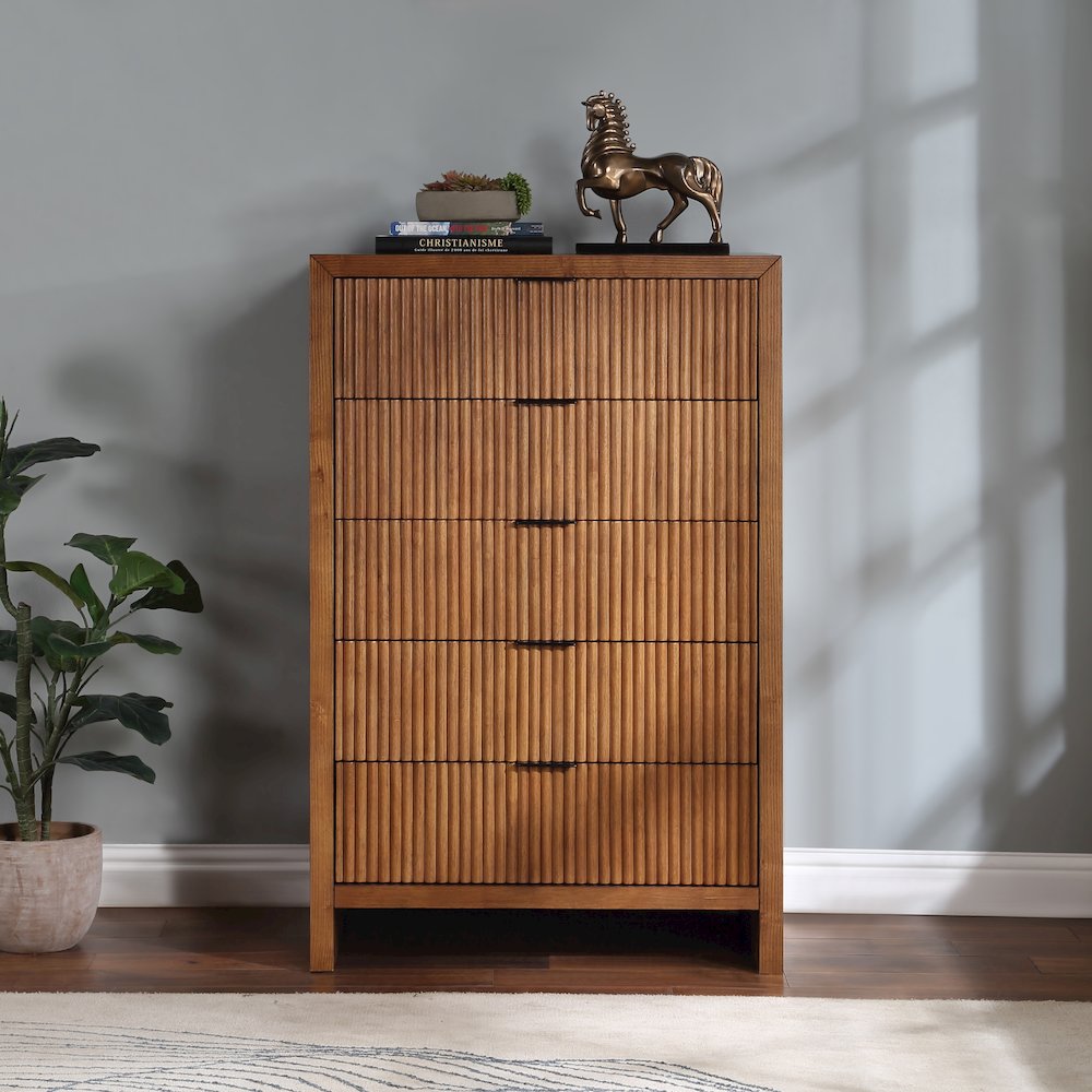 Fairfax Walnut Chest. Picture 2