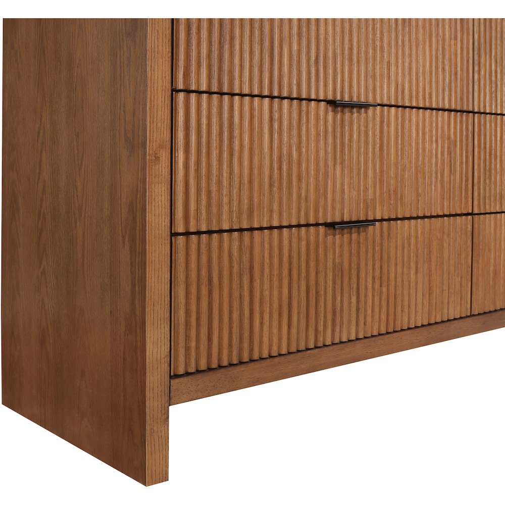 Fairfax Walnut Dresser. Picture 10