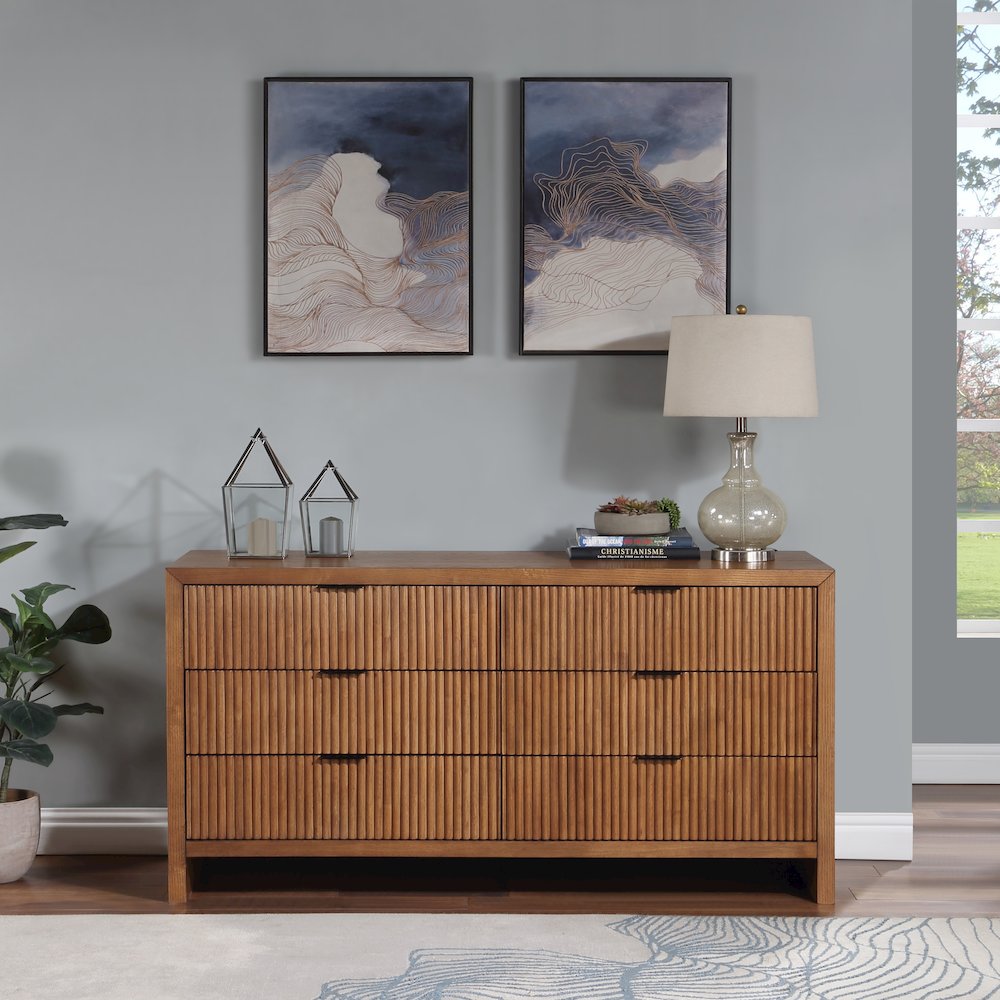 Fairfax Walnut Dresser. Picture 2