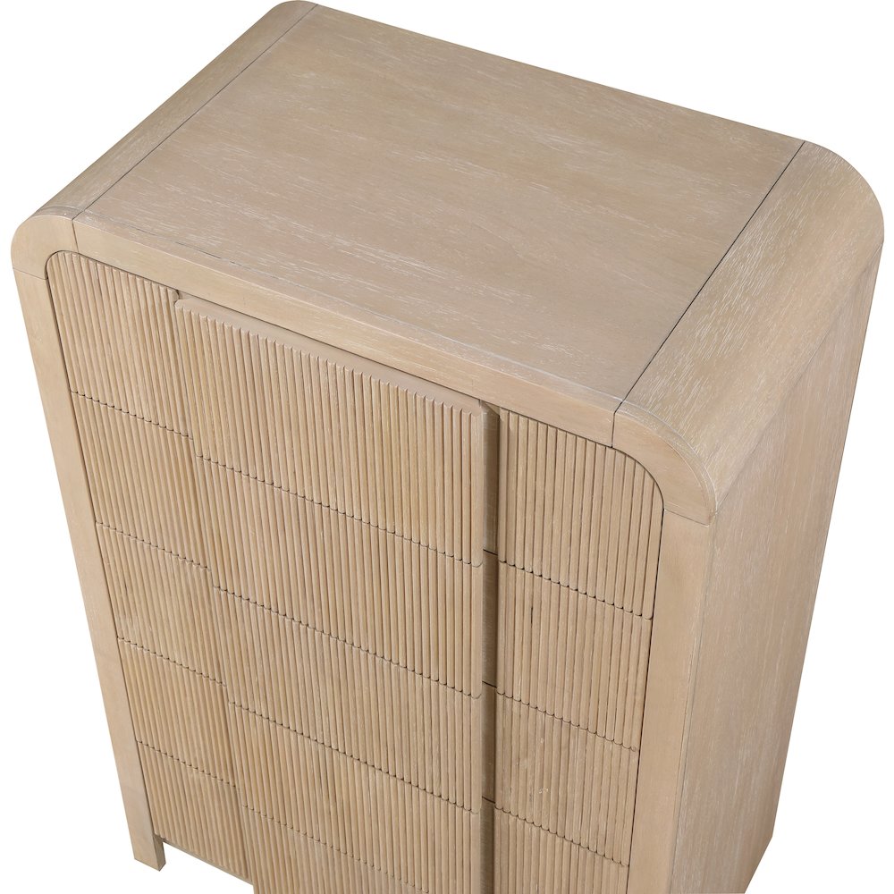 Fluted Natural Chest. Picture 7