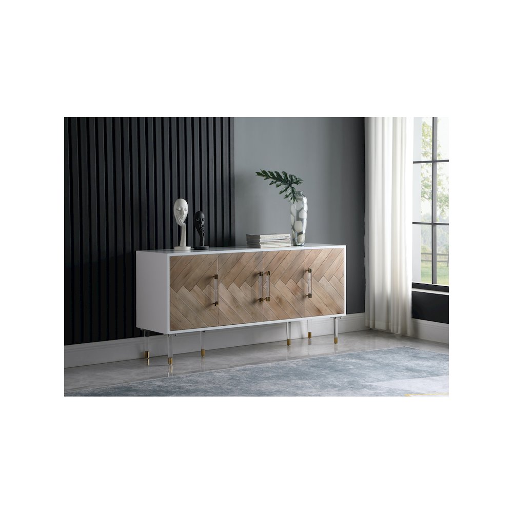 Jive White Lacquer Sideboard/Buffet. Picture 2