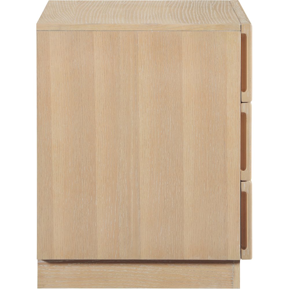 Weave Natural Night Stand. Picture 4
