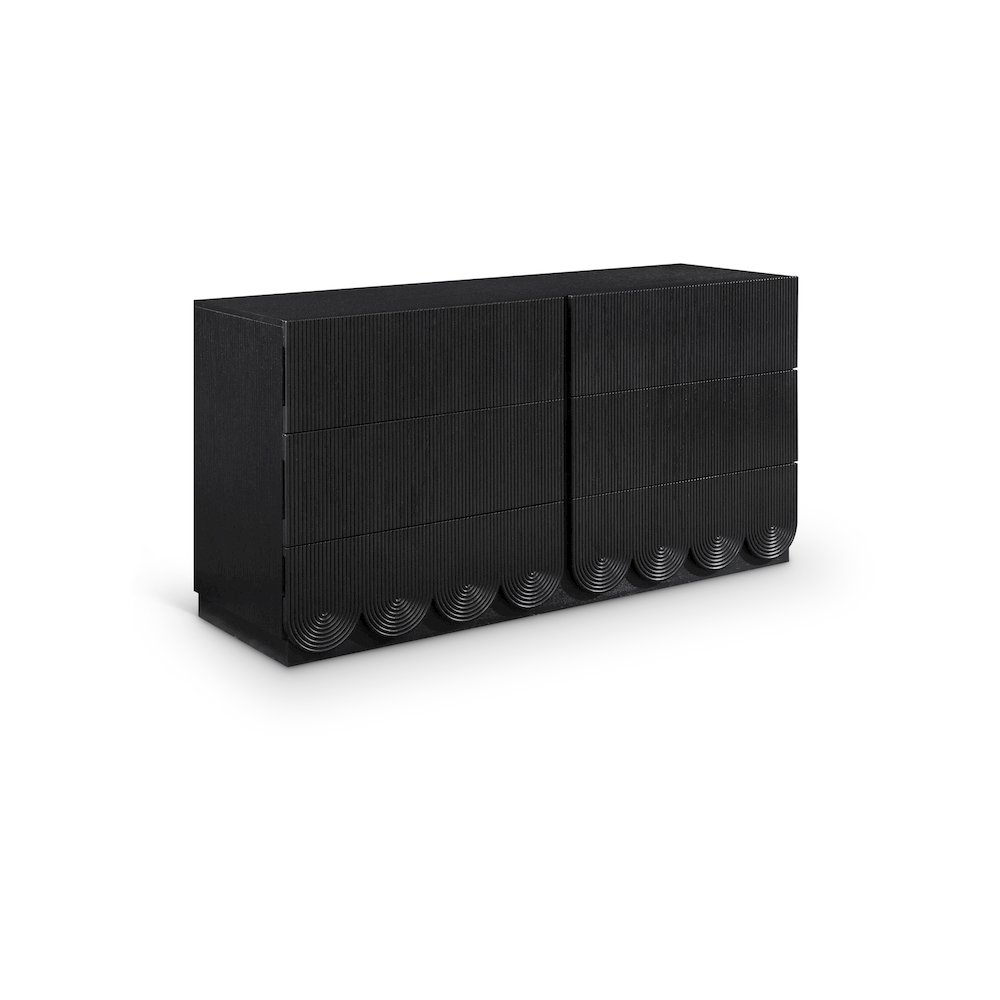 Scallop Black Dresser. Picture 1