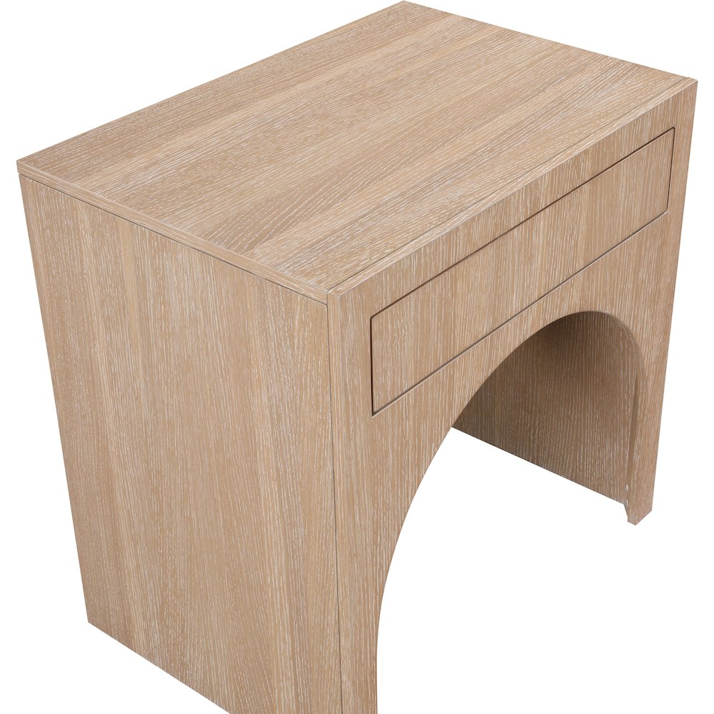 August Oak Night Stand. Picture 6