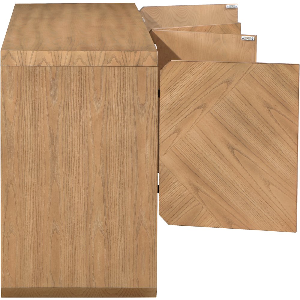 Parker Natural Sideboard/Buffet. Picture 4