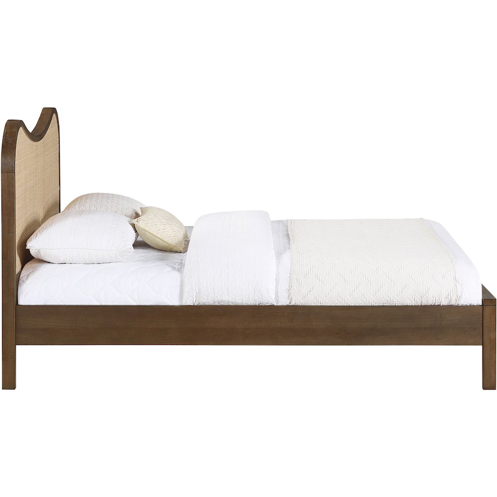 Windsor Brown Solid Wood Full Bed (3 Boxes). Picture 4