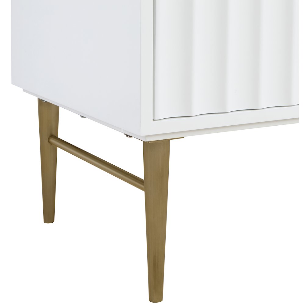 Modernist White Bathroom Vanity. Picture 11
