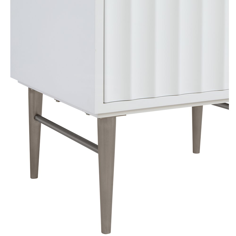 Modernist White Bathroom Vanity. Picture 11