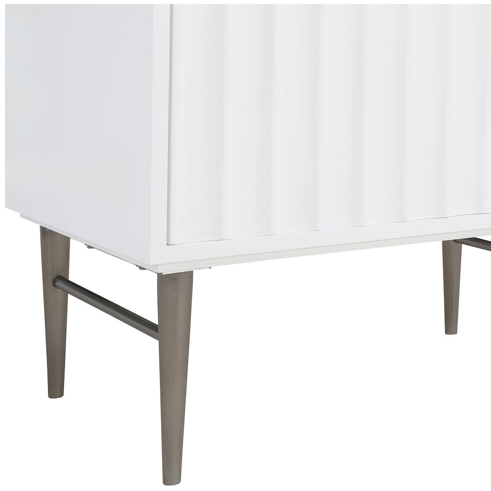 Modernist White Bathroom Vanity. Picture 10