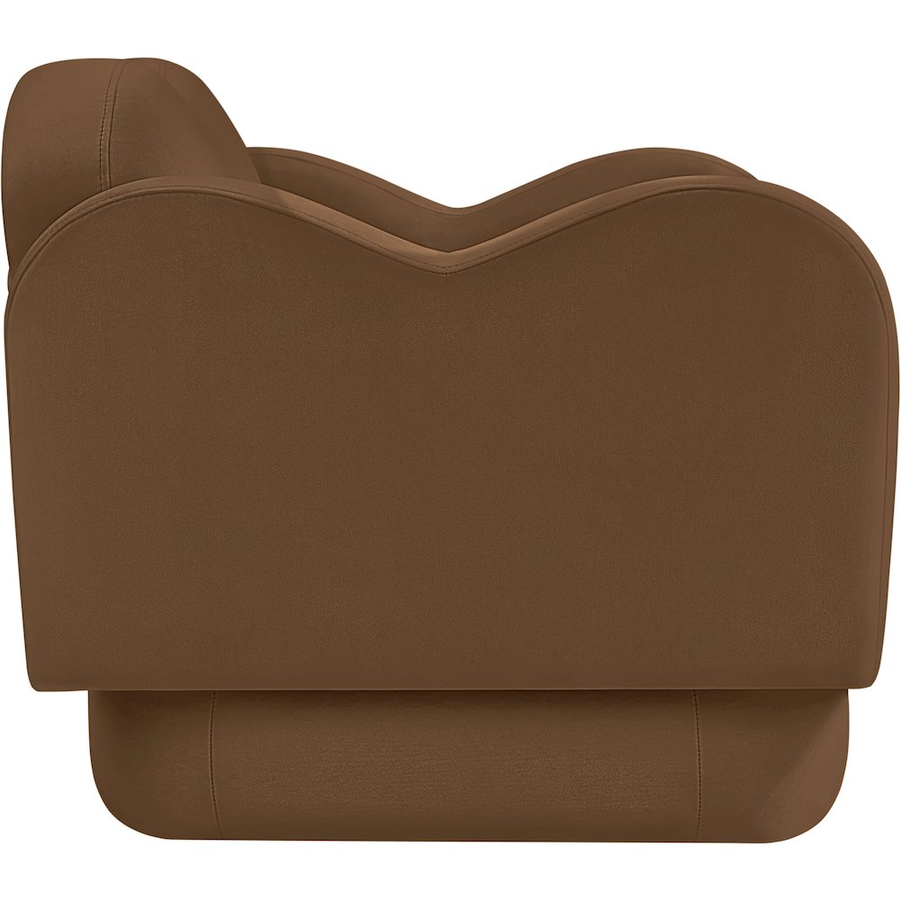 Bloom Saddle Velvet Chair. Picture 3
