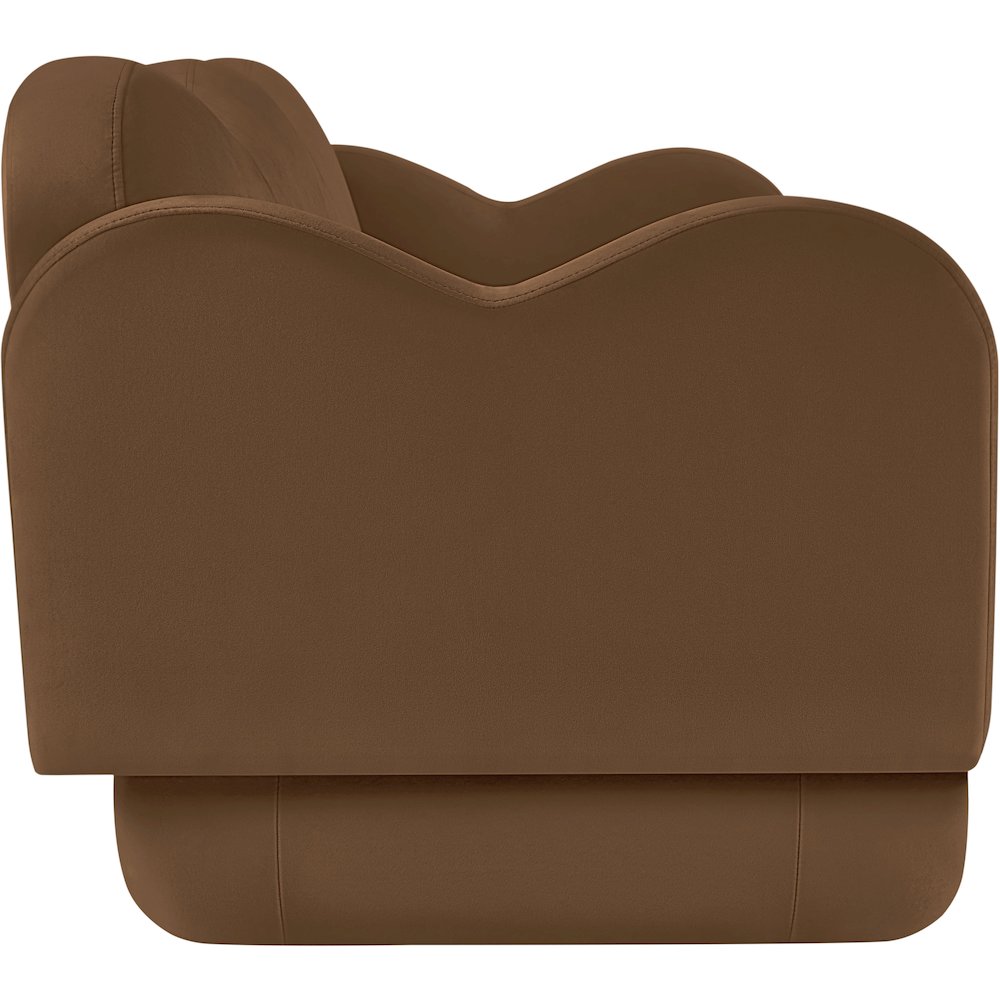 Bloom Saddle Velvet Sofa. Picture 3