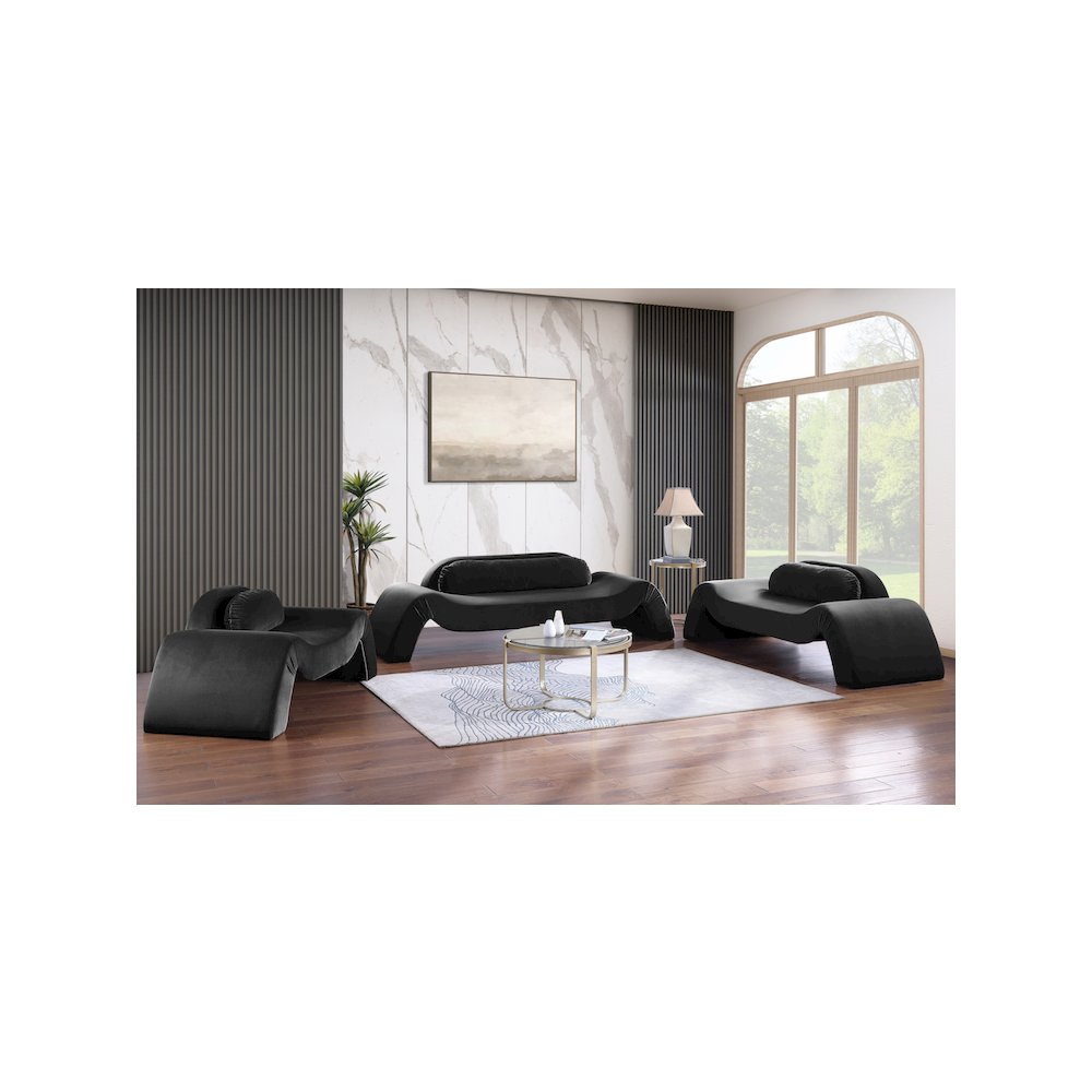 Austin Black Velvet Chair. Picture 6