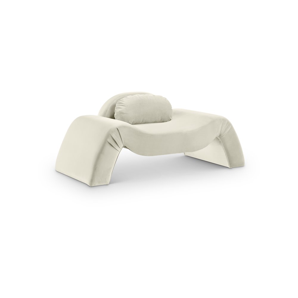 Austin Cream Velvet Chair. Picture 1