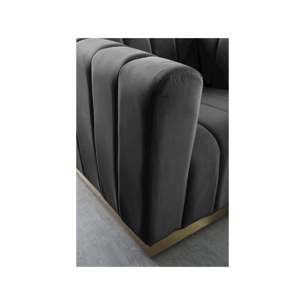 Marlon Grey Velvet Sofa. Picture 4