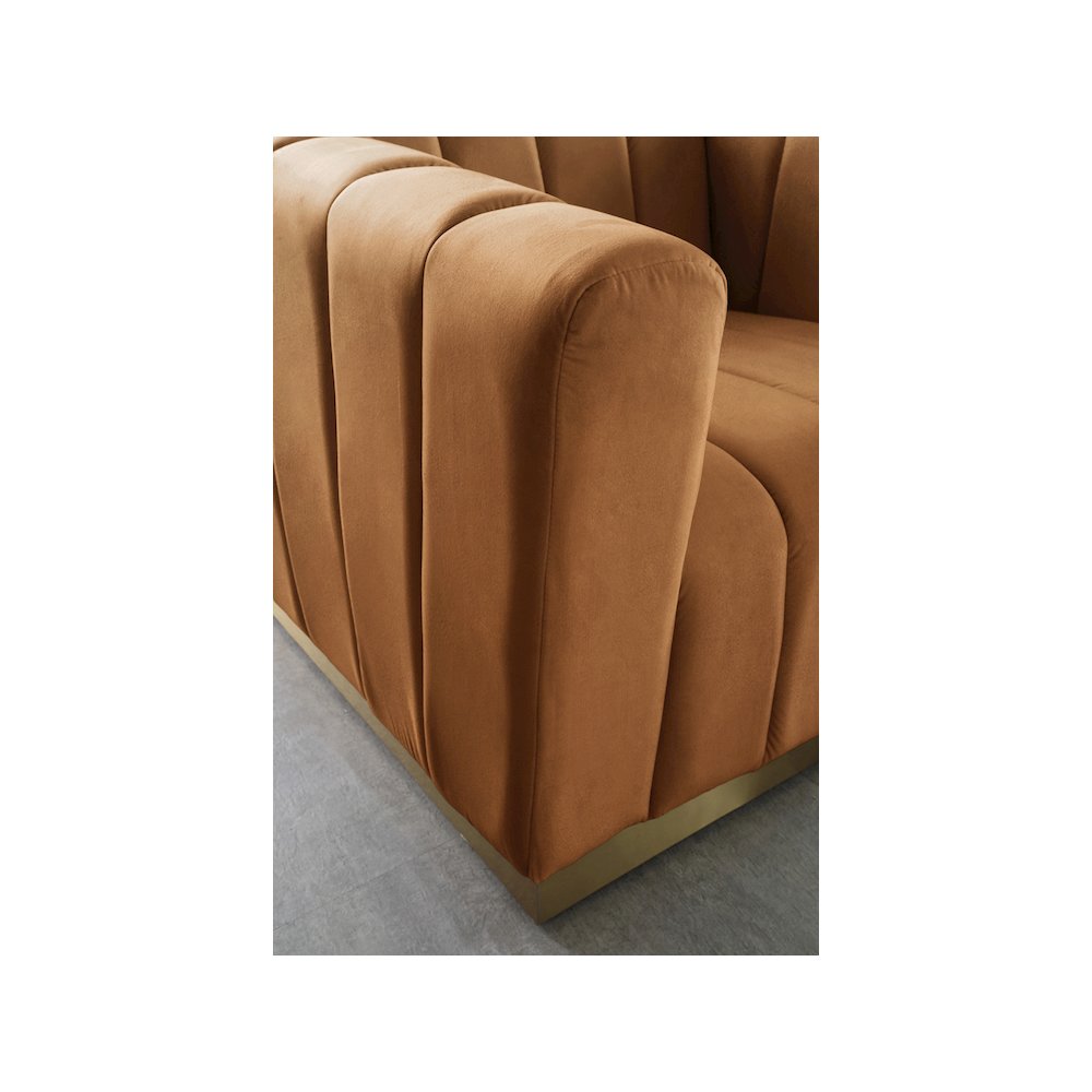 Marlon Saddle Velvet Loveseat. Picture 4