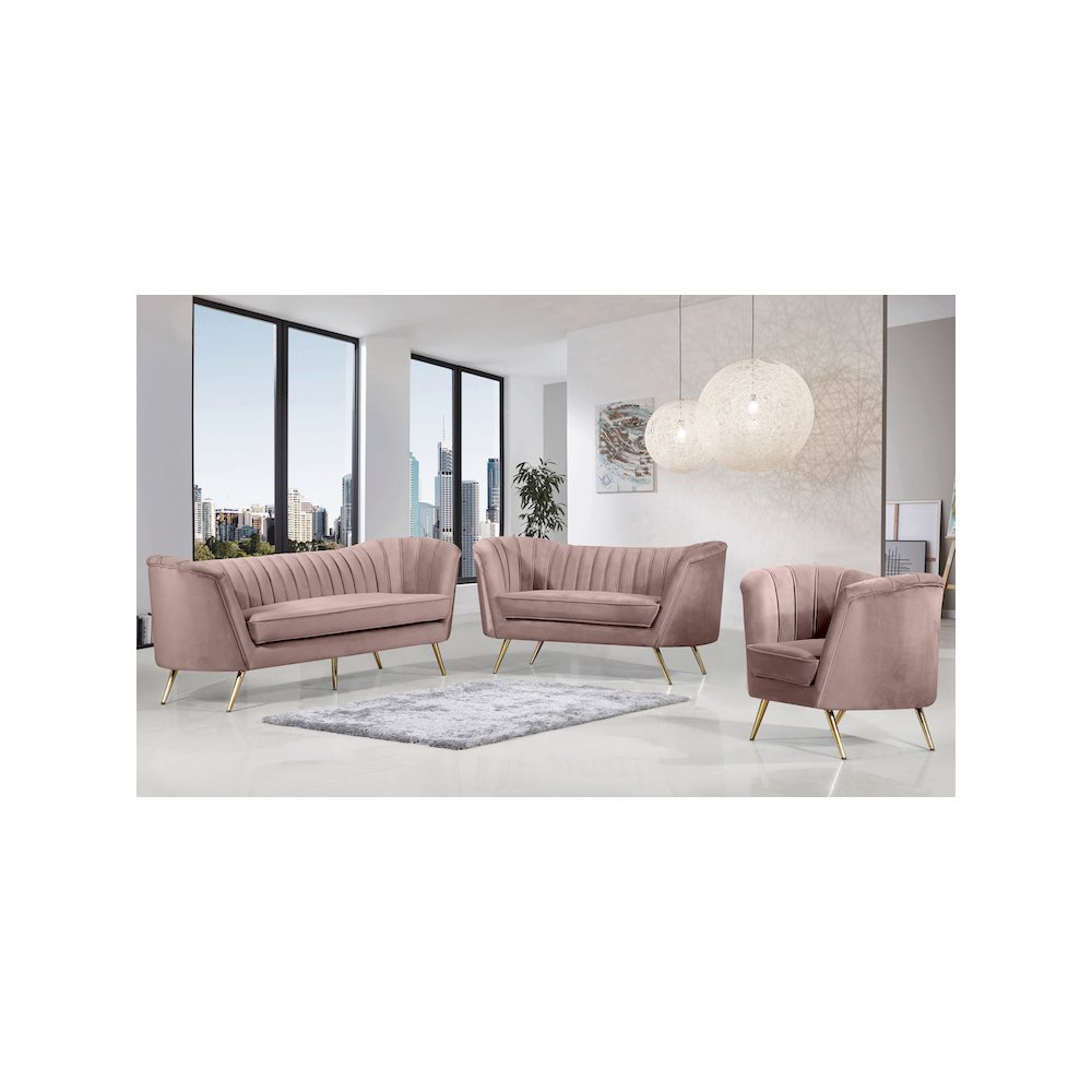 Margo Pink Velvet Chair. Picture 4