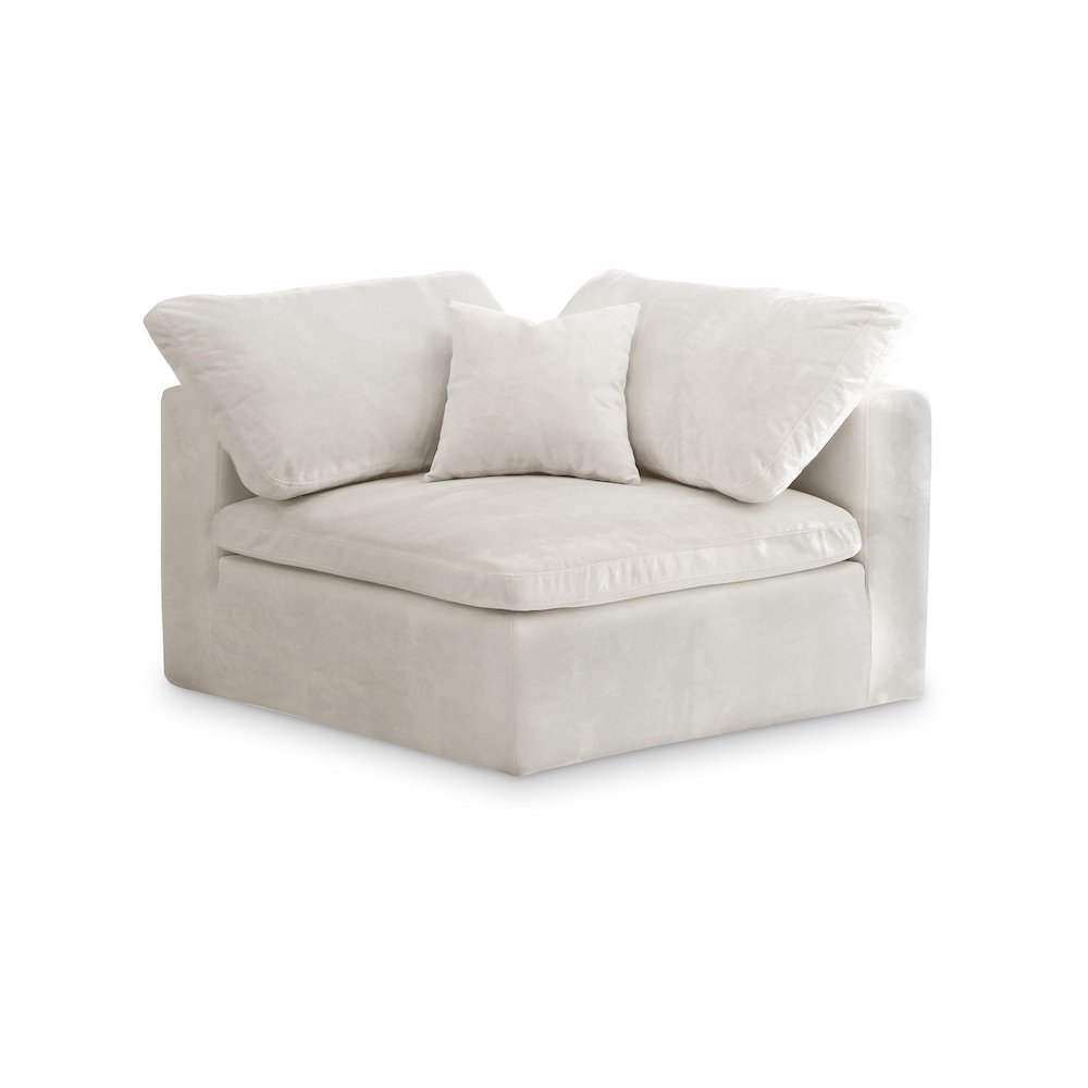 Cozy Cream Velvet Chair. Picture 1