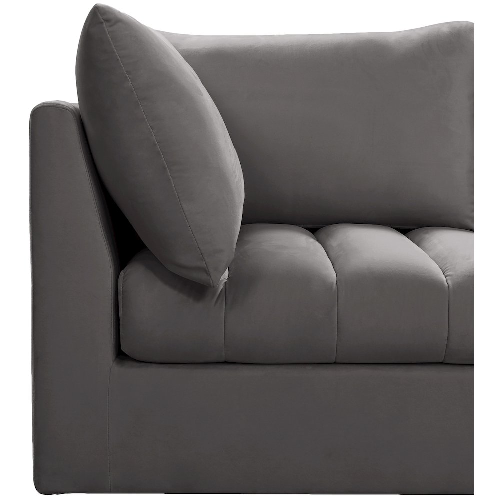Jacob Grey Velvet Corner. Picture 4
