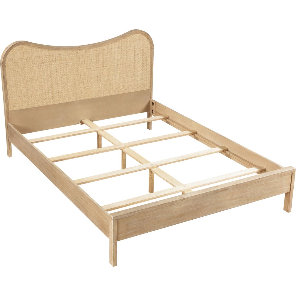 Windsor Natural Rubberwood Full Bed. Picture 7