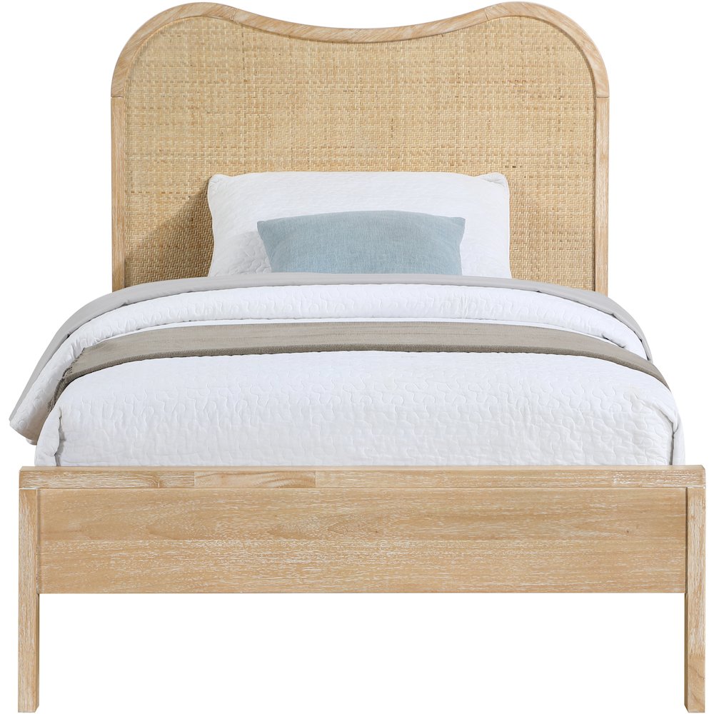 Windsor Natural Rubberwood Twin Bed. Picture 2