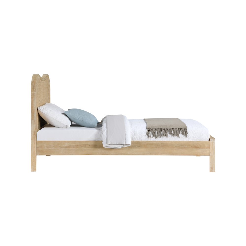 Windsor Natural Rubberwood Twin Bed. Picture 3
