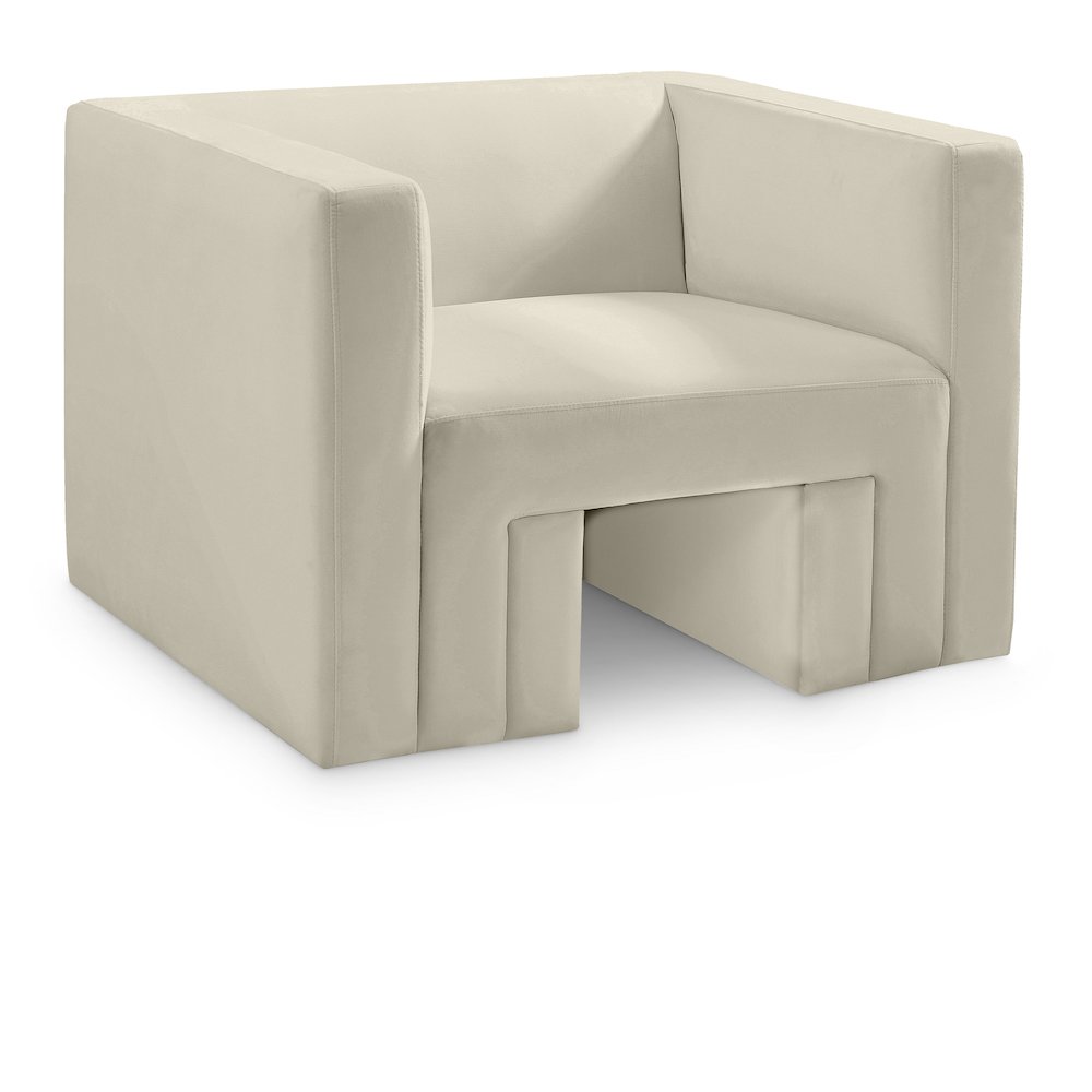 Henson Cream Velvet Chair. Picture 1