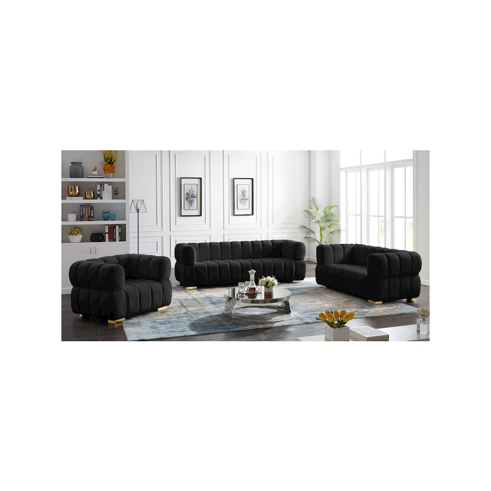Gwen Black Velvet Chair. Picture 12
