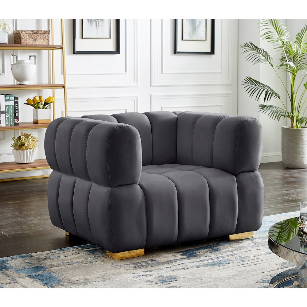 Gwen Grey Velvet Chair. Picture 2