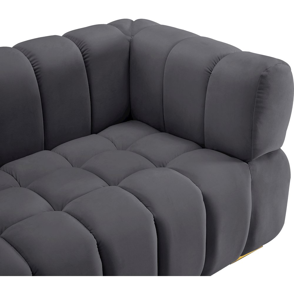 Gwen Grey Velvet Chair. Picture 8