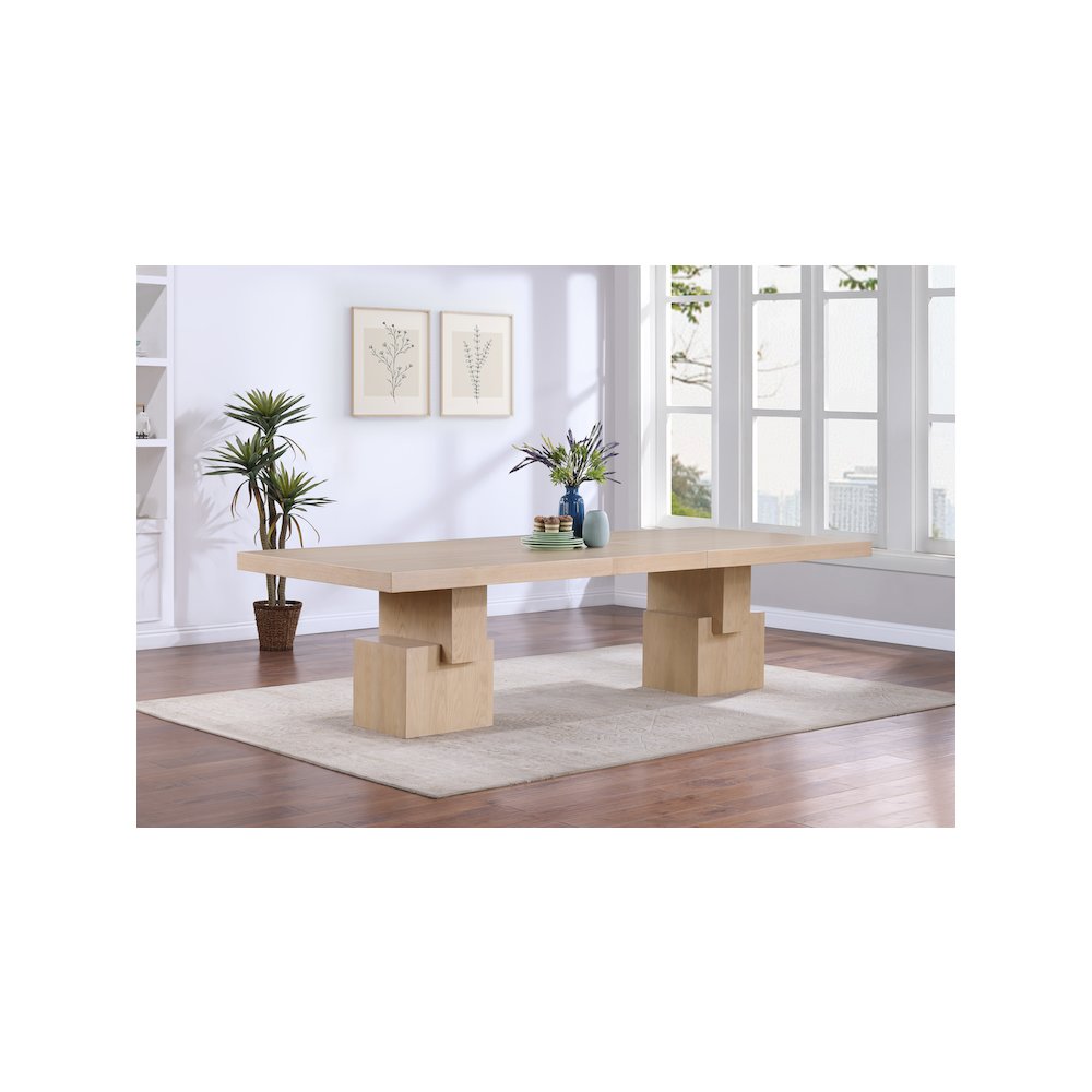 Anzio Oak Dining Table. Picture 2
