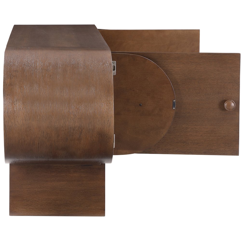 Harlow Brown Sideboard/Buffet. Picture 6