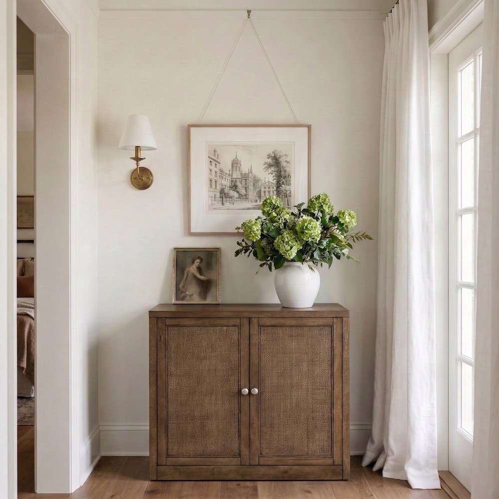 Vero Brown Solid Wood And Oak Veneer Sideboard/Buffet. Picture 2