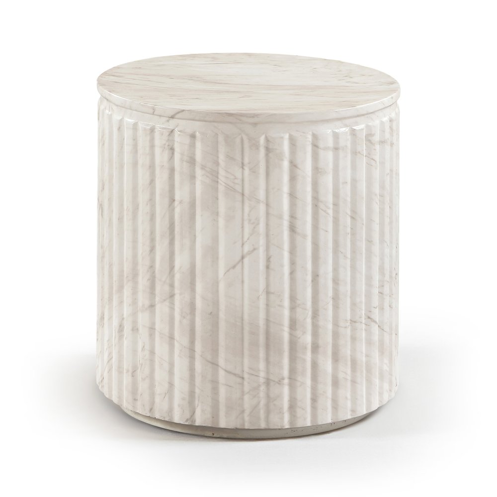 Catania White Concrete Indoor/Outdoor End Table. Picture 1