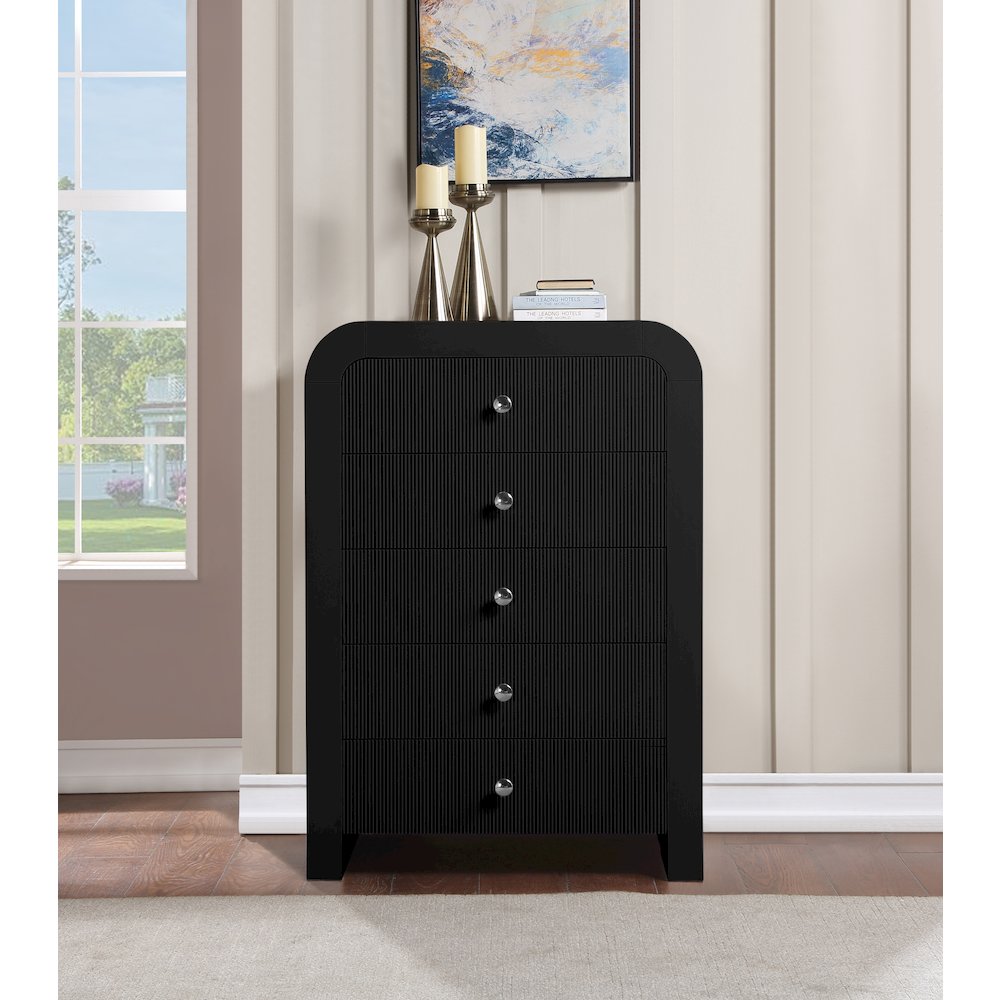 Artisto Black Chest. Picture 3