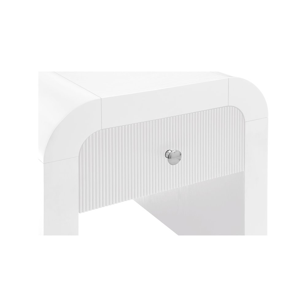 Artisto White End Table. Picture 10