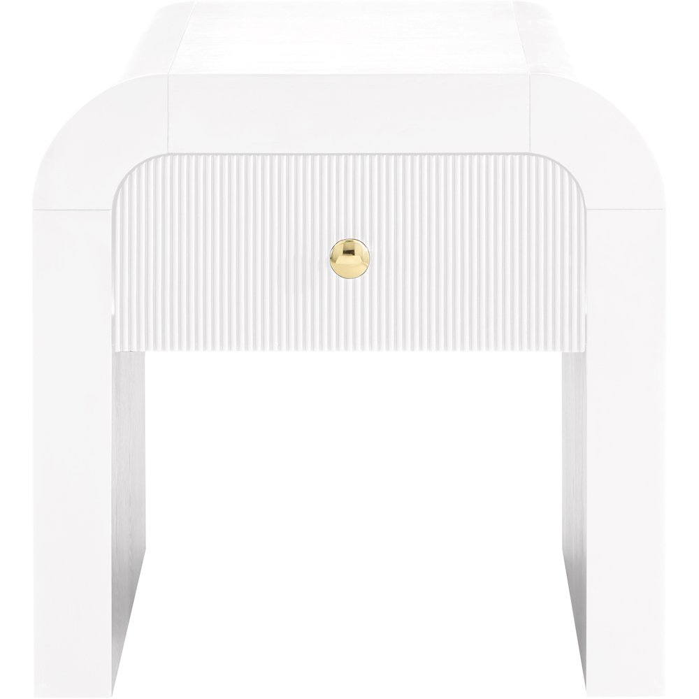 Artisto White End Table. Picture 4