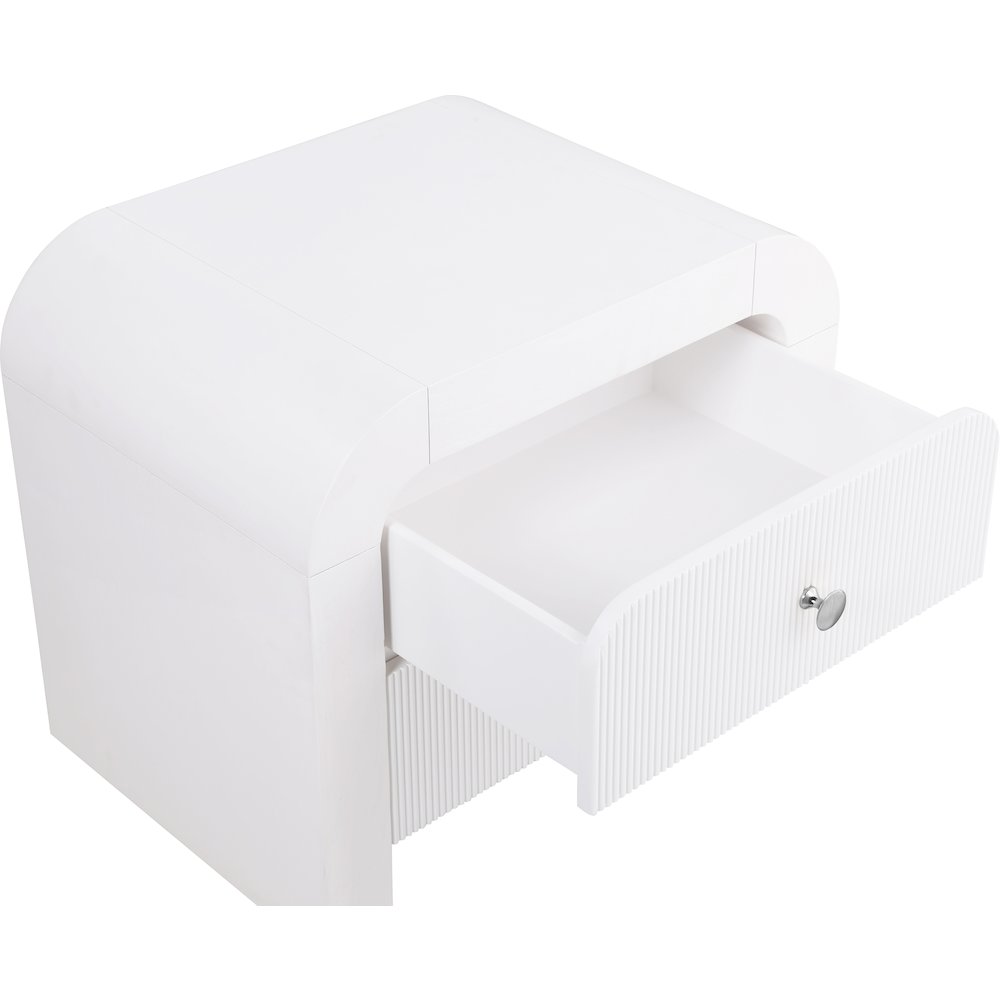 Artisto White Night Stand. Picture 10