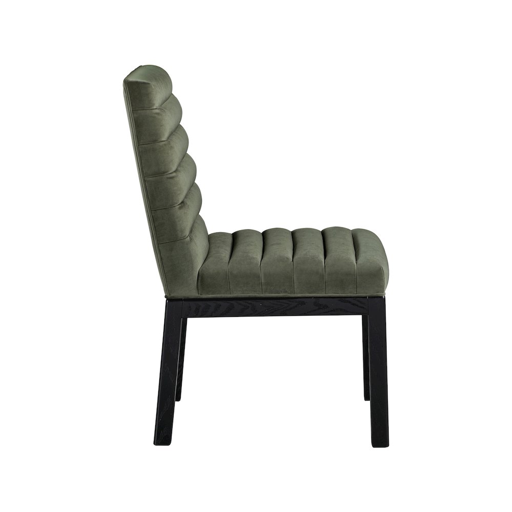 Evelyn Green Velvet Dining Chair. Picture 3