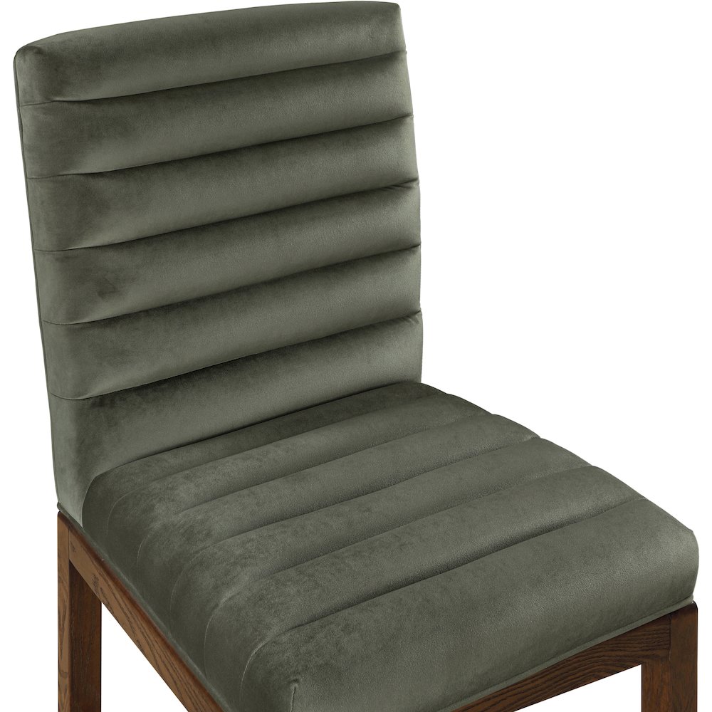 Evelyn Green Velvet Dining Chair. Picture 6