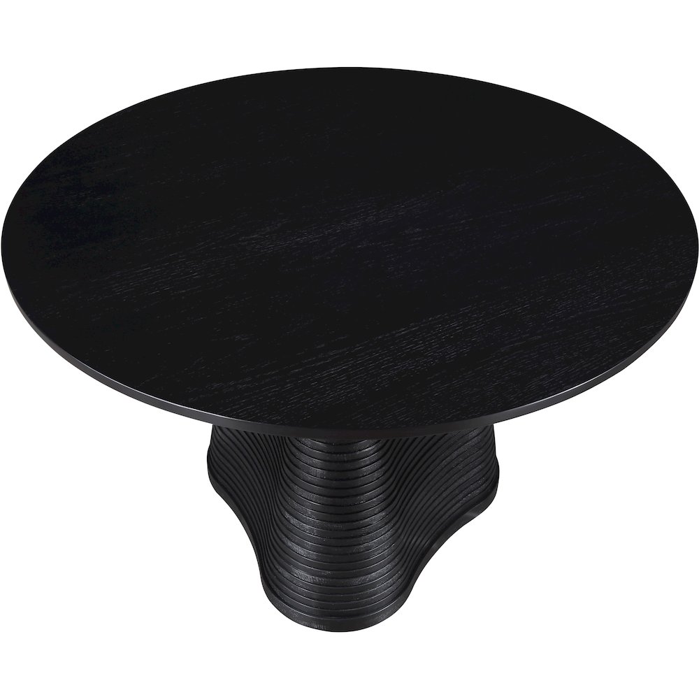 Bernada Black Dining Table. Picture 4