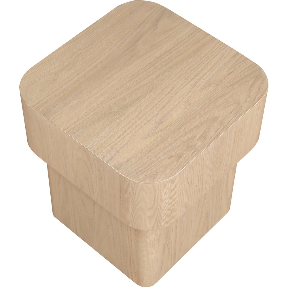 Oakmont Natural End Table. Picture 4
