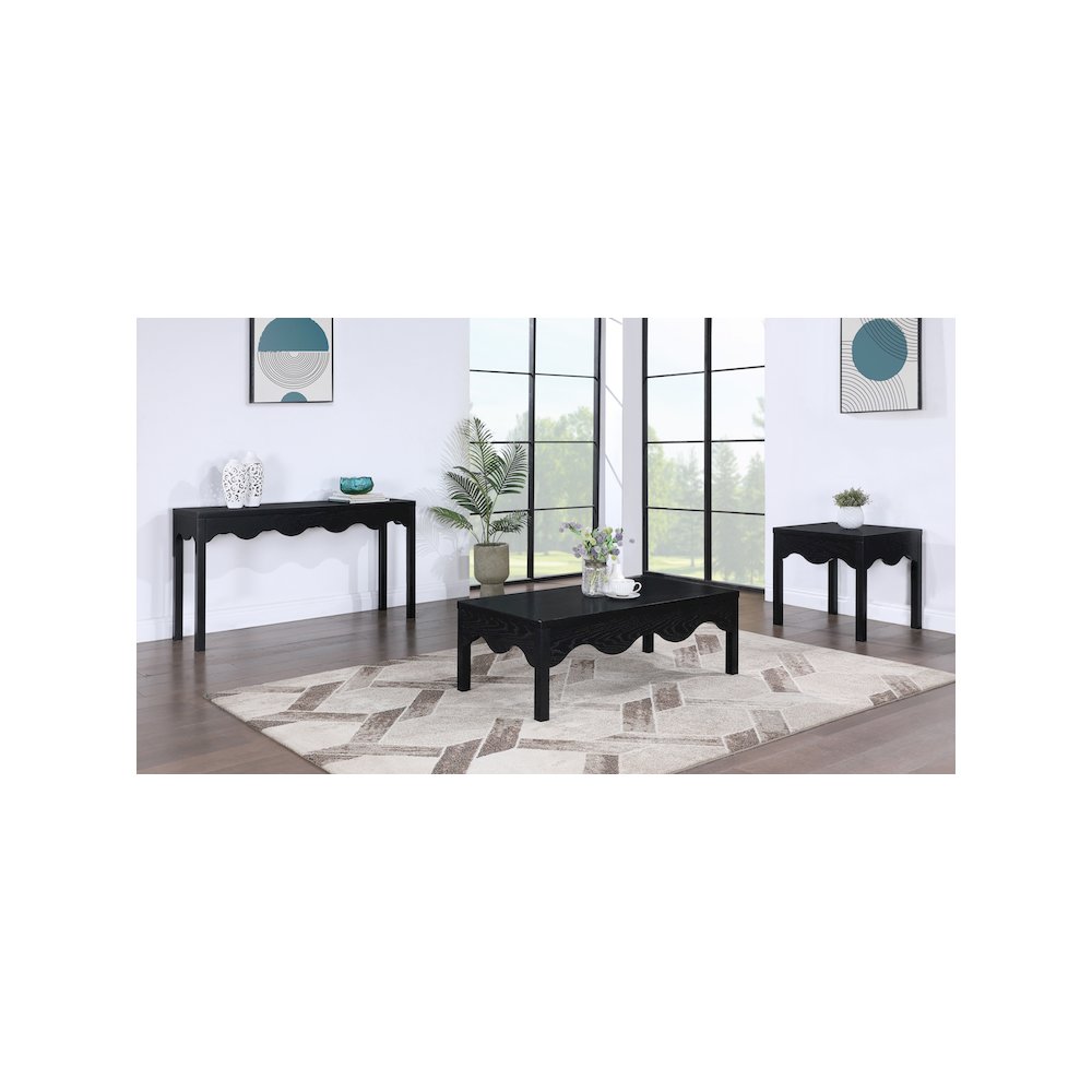 Fiora Black Coffee Table. Picture 5