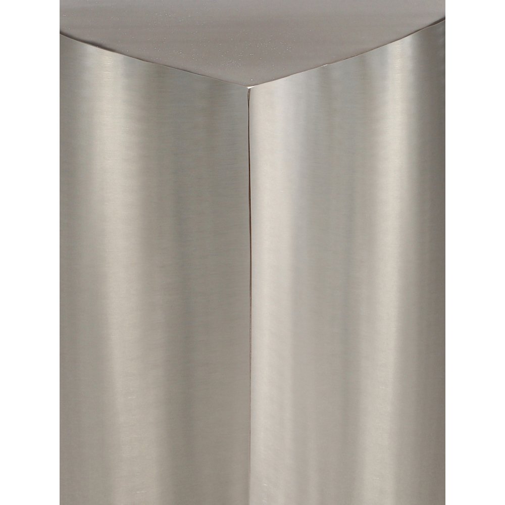 Petal Silver Coffee Table. Picture 3