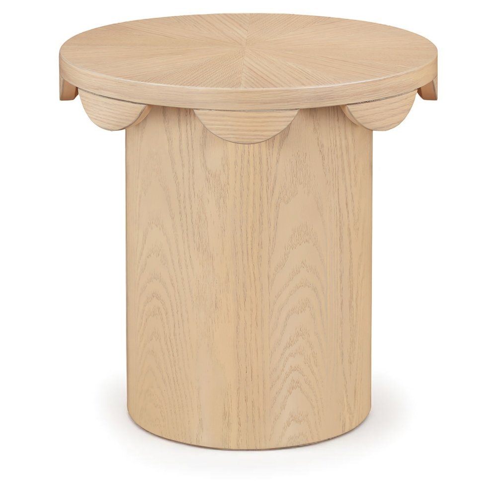 Dahlia Natural Oak Veneer End Table. Picture 1