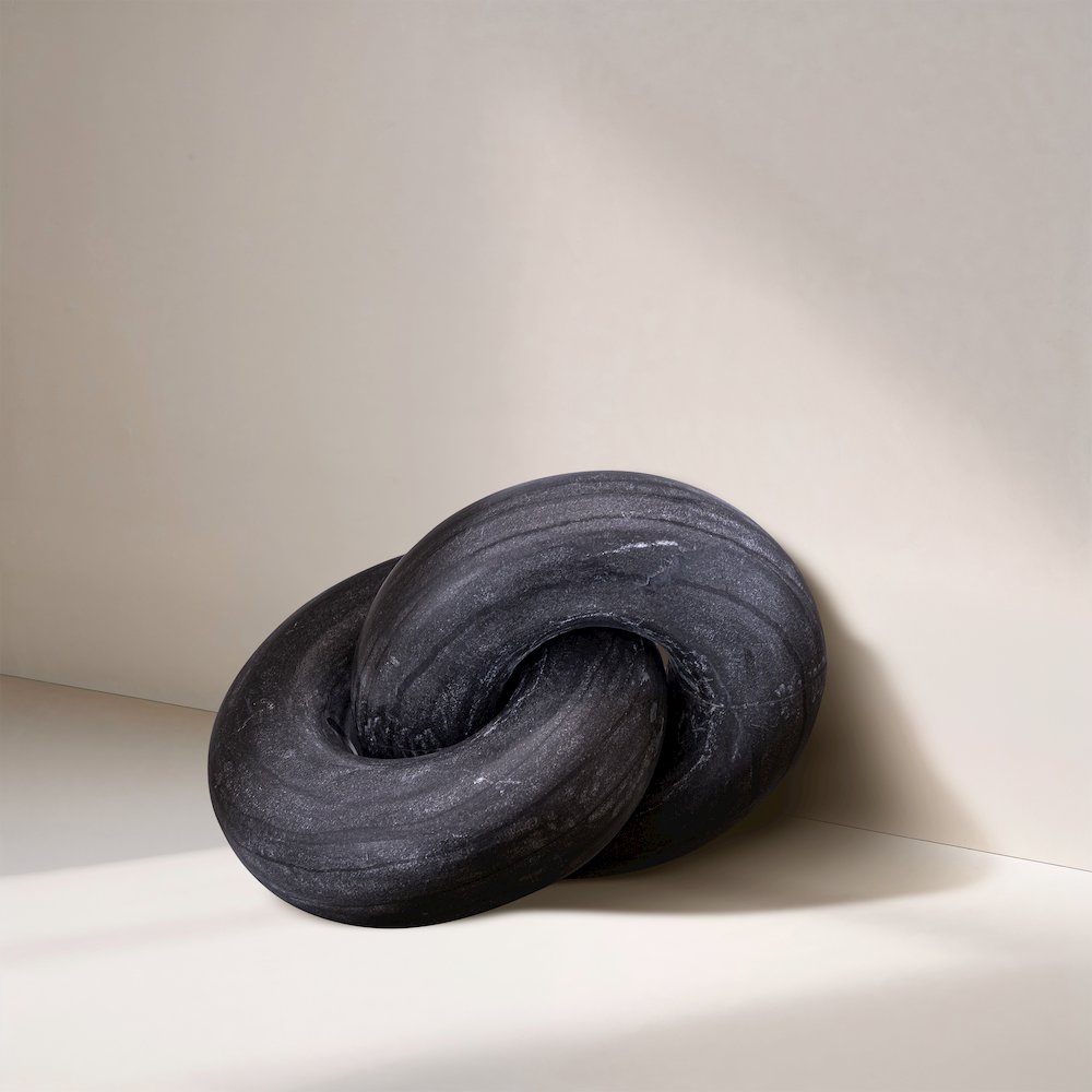 Knot Black Marble Decorative Knot. Picture 4